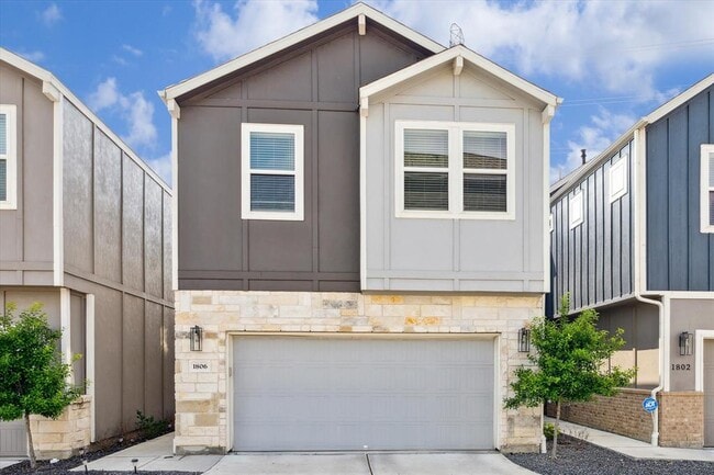property at 1806 La Magnolia Dr