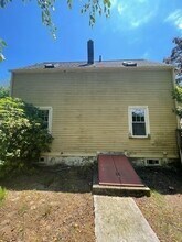40 Butts St in Newton, MA - Building Photo - Building Photo