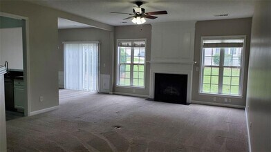 4101 Royal Regency Cir in Kennesaw, GA - Building Photo - Building Photo
