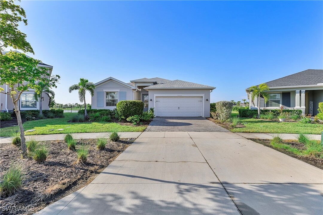 17509 Corkwood Bend Trail in Punta Gorda, FL - Foto de edificio