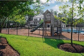 8043 Rutland Village Dr in Mechanicsville, VA - Building Photo - Building Photo