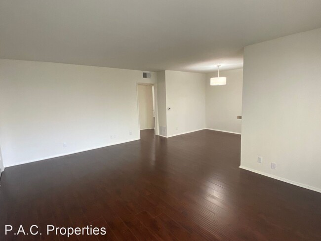14706 Dickens St in Los Angeles, CA - Building Photo - Building Photo