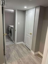 1476 Spring Garden Ct in Mississauga, ON - Building Photo - Building Photo