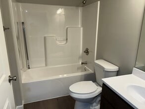 Culver Dunes in Culver, IN - Foto de edificio - Building Photo