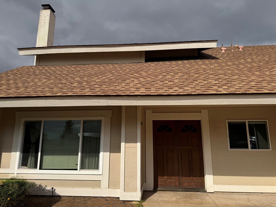 1748 Kadwell Way in El Cajon, CA - Building Photo
