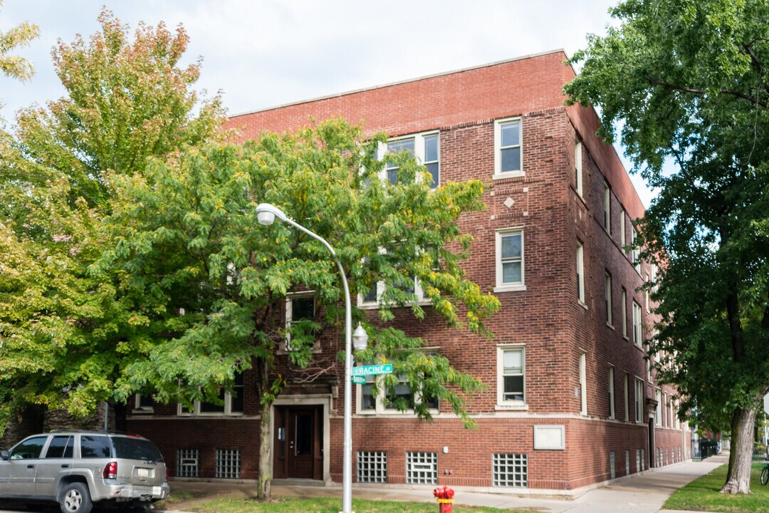 3101 N Racine Ave-Unit -2 in Chicago, IL - Building Photo
