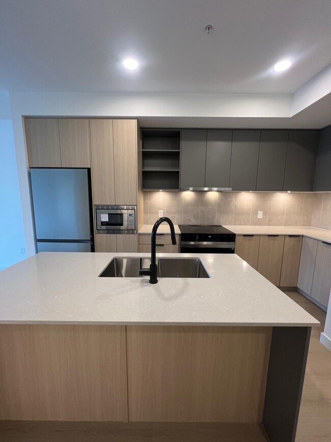 13439-1394A 94a Ave in Surrey, BC - Building Photo - Building Photo