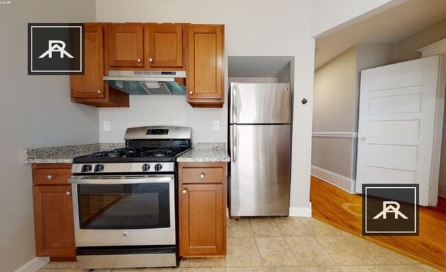 14 Pleasant St in Cambridge, MA - Building Photo - Building Photo