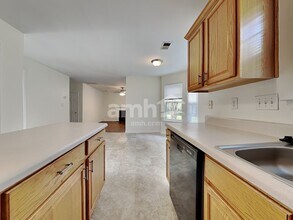9117 Hollow Ridge Ln in Charlotte, NC - Building Photo - Building Photo