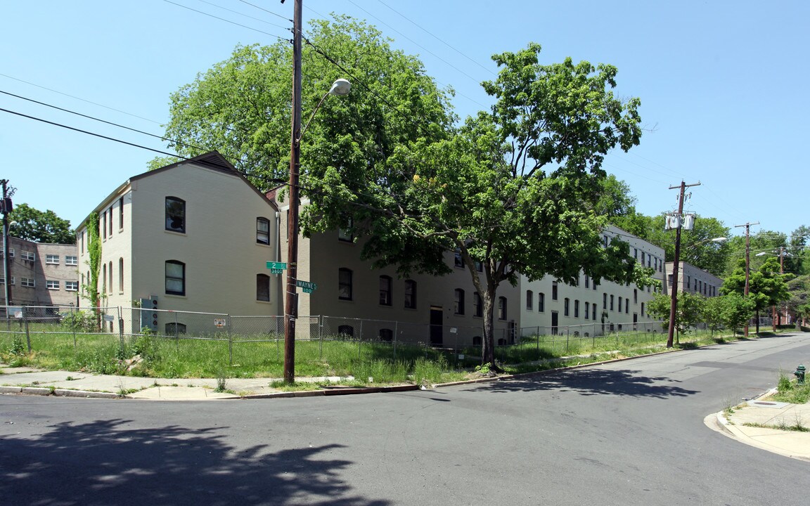 Wayne Place in Washington, DC - Building Photo