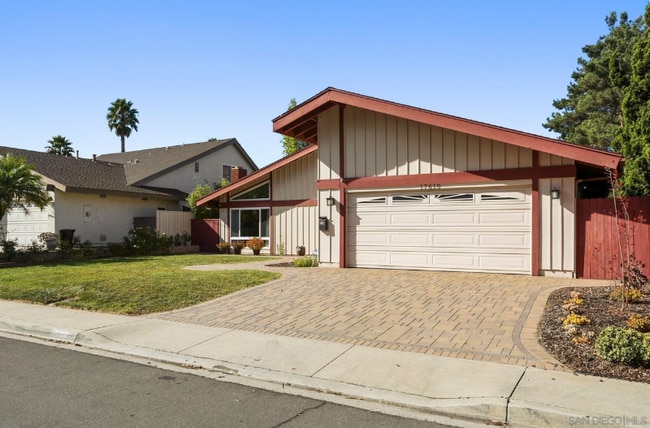 17610 Hada Dr in San Diego, CA - Building Photo - Building Photo