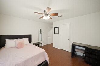 411 Pickford Dr in Katy, TX - Building Photo - Building Photo
