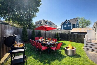 22 Thurman St in Everett, MA - Building Photo - Building Photo