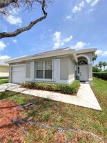 487 SE 20th Dr in Homestead, FL - Building Photo