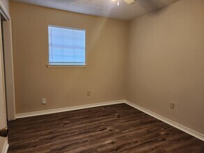 2131 Woodside Dr in Gautier, MS - Building Photo - Building Photo