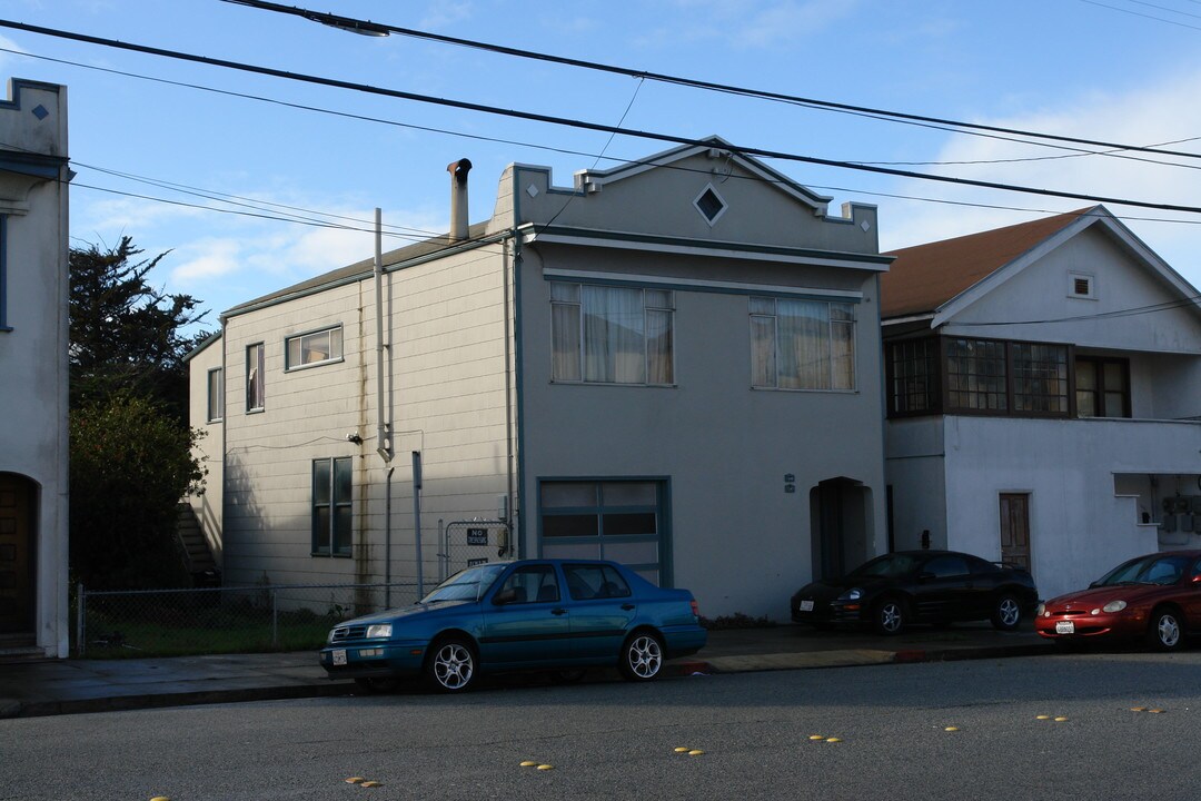 1047-1049 Grand Ave in South San Francisco, CA - Foto de edificio