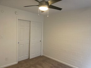 1815 W Tuckey Ln in Phoenix, AZ - Building Photo - Building Photo
