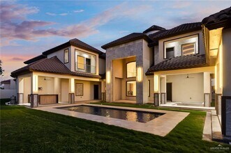 45 Travis St in Mission, TX - Building Photo - Building Photo