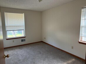 528 Avon St in Lansing, MI - Foto de edificio - Building Photo