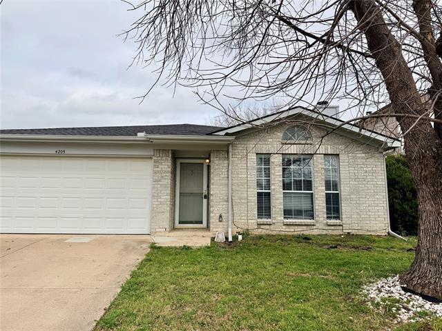 4205 Fernleaf Dr in Fort Worth, TX - Building Photo - Building Photo