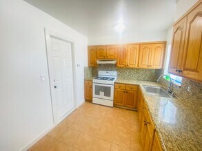 1171 Carlton Ave in Menlo Park, CA - Building Photo - Building Photo