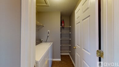 8038 Colquitt St, Unit A in Douglasville, GA - Foto de edificio - Building Photo