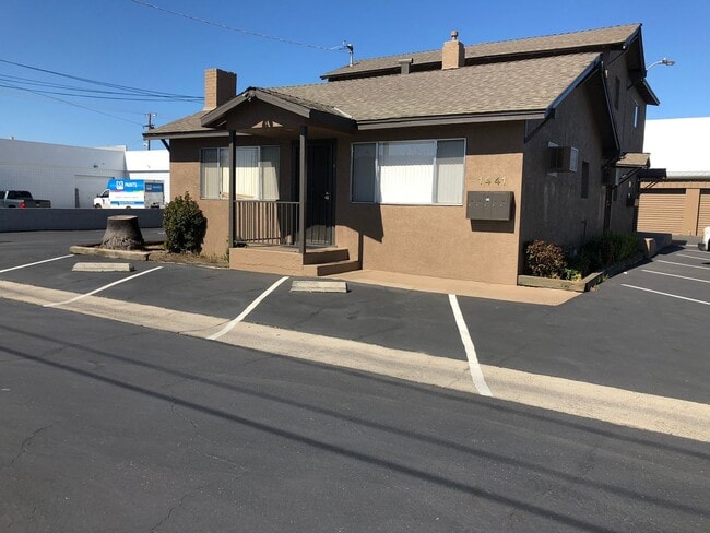 property at 1441 Coldwell Ave