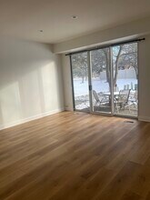 1146 Regency Dr in Schaumburg, IL - Building Photo - Building Photo