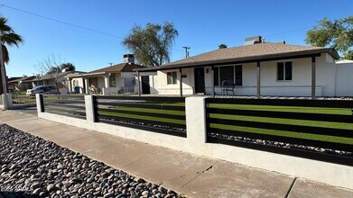 222 E Southgate Ave in Phoenix, AZ - Building Photo - Building Photo