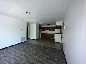 92 Palomino Dr in Weirton, WV - Building Photo - Building Photo