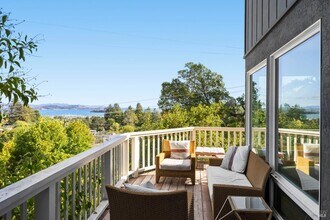 48 Junipero Serra Ave in San Rafael, CA - Building Photo - Building Photo