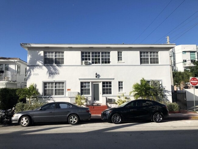 235 77th St in Miami Beach, FL - Building Photo - Building Photo