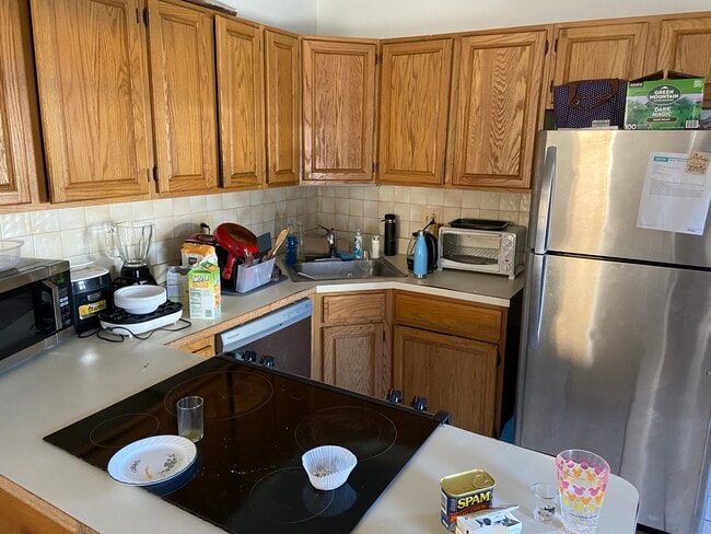 property at 24 Saint Cyprians Pl