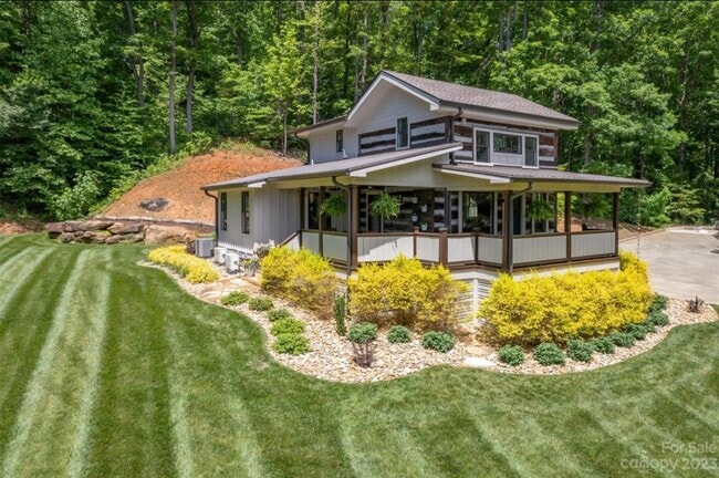 54 Holland Dr in Columbus, NC - Building Photo - Building Photo