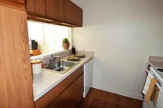 The Archview Apartments in Philadelphia, PA - Building Photo - Interior Photo