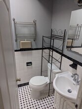 1355 Westbury Dr in Philadelphia, PA - Building Photo - Building Photo