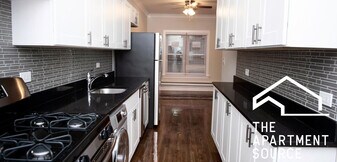 726 W Roscoe St, Unit 2S in Chicago, IL - Building Photo