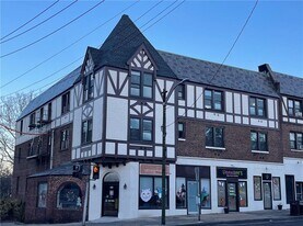 651 West St in Pelham Manor, NY - Building Photo