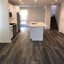 789 Leeward Way in Costa Mesa, CA - Building Photo - Building Photo