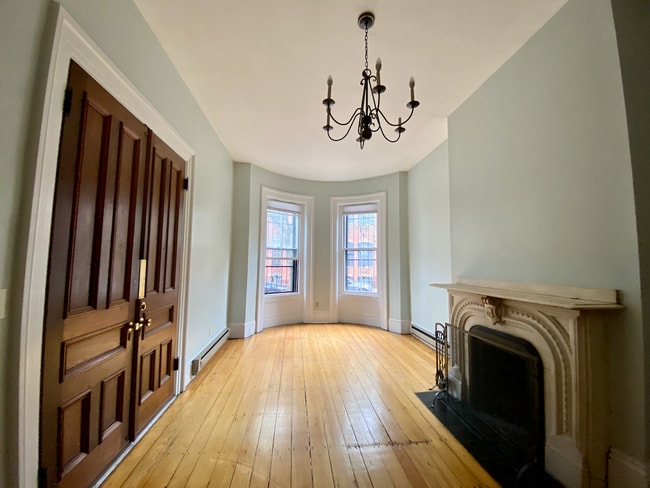 35 Milford St, Unit 2