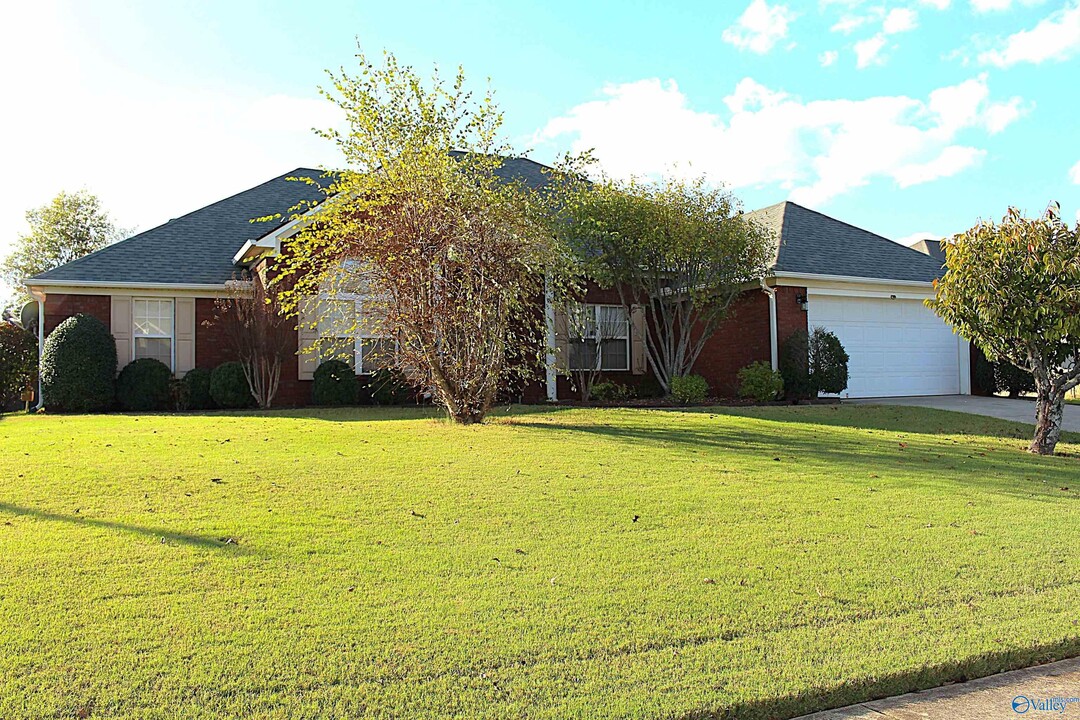 108 Coral Ct in Madison, AL - Building Photo