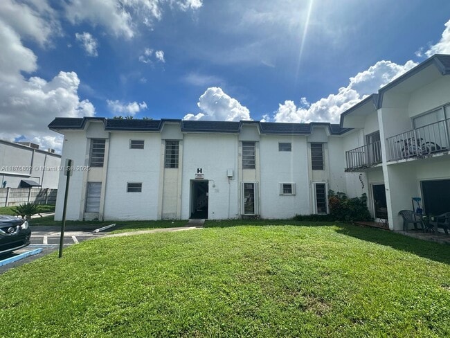 property at 7215 SW 94th Pl