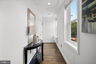 730 11th St NE in Washington, DC - Building Photo - Building Photo
