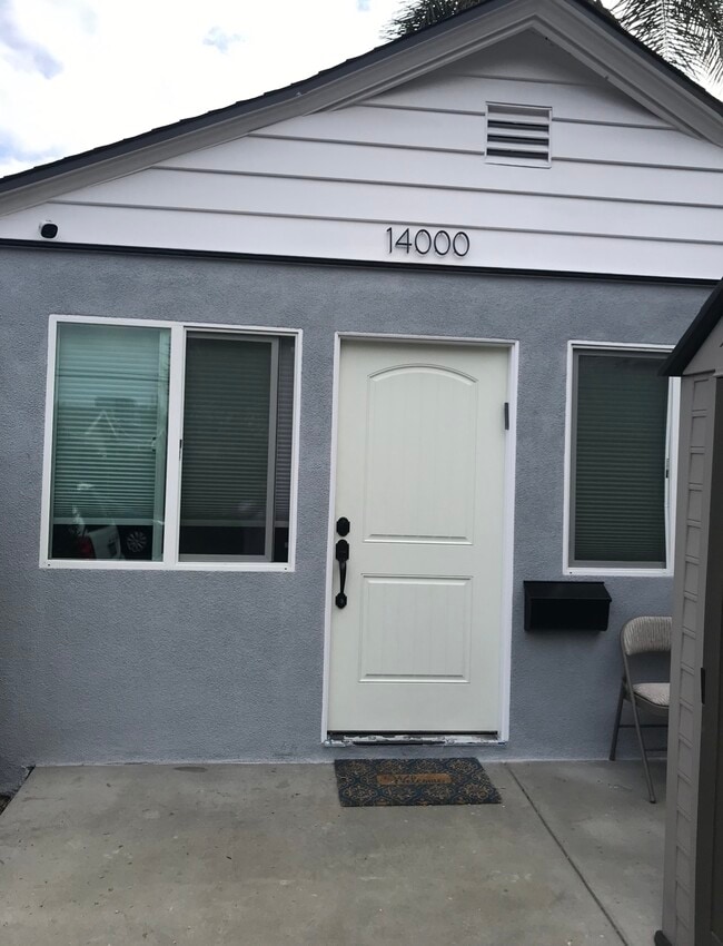 14000 Califa St, Unit 14000