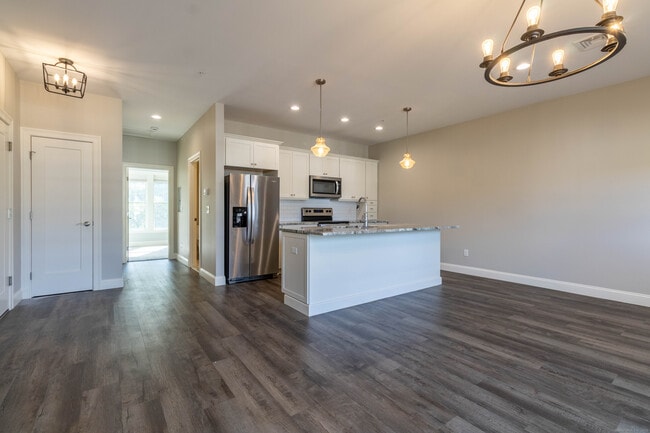 property at 502 Edgewater Cir