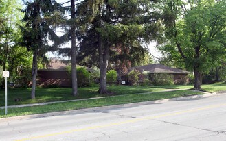 567 Granby Pl in Newmarket, ON - Building Photo