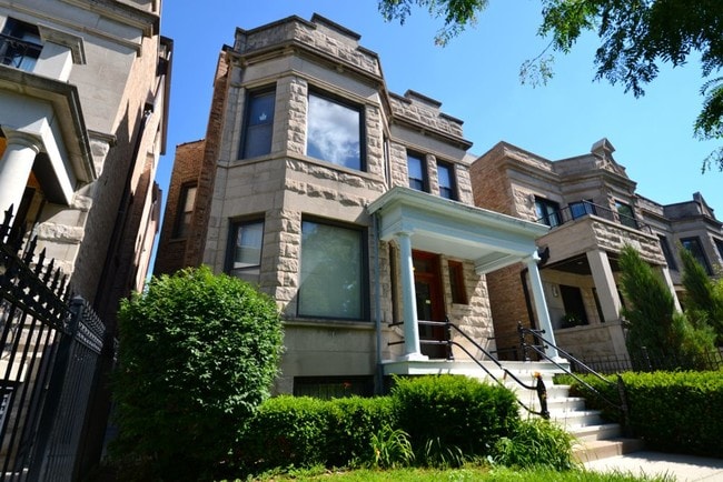 1224 W Eddy St, Unit 1