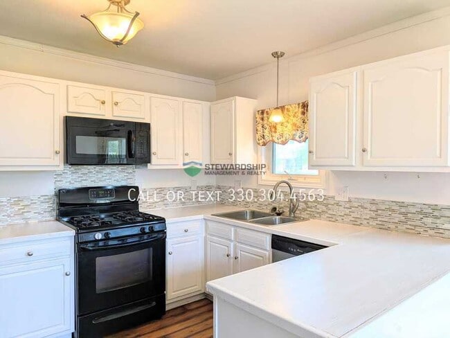 property at 940 17th St NE