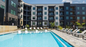2314 Berryhill Rd in Charlotte, NC - Building Photo