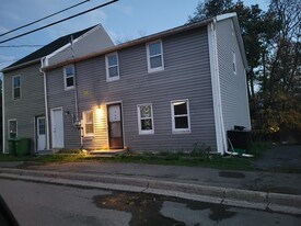 71 St Andrews St in Pictou, NS - Building Photo